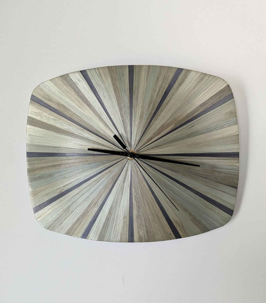 Horloge murale forme Vintage avec Marqueterie de paille Kaki et Gris Anthracite