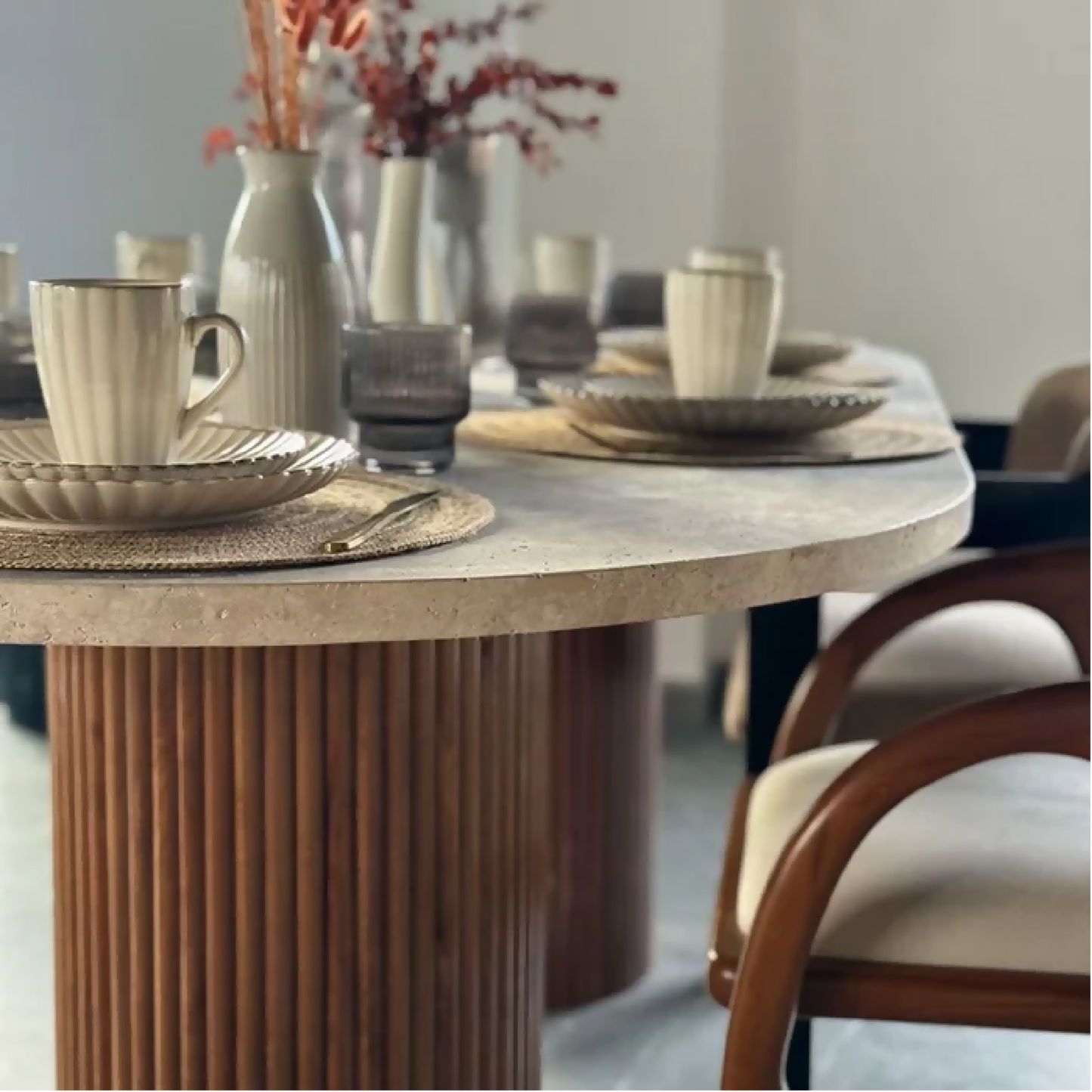 Table_a_manger_travertin_et_bois