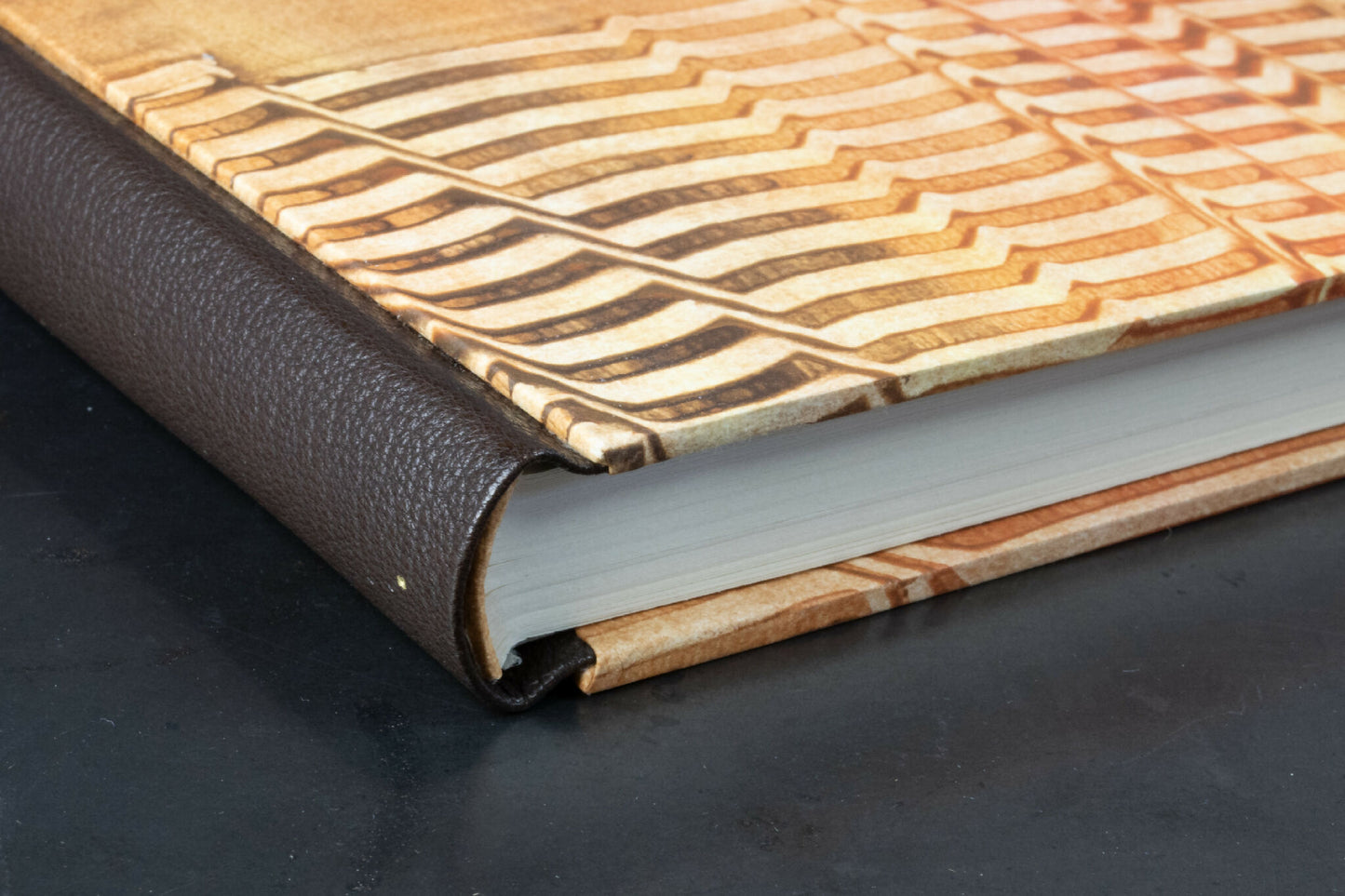 Cahier dos cuir série papiers à la colle