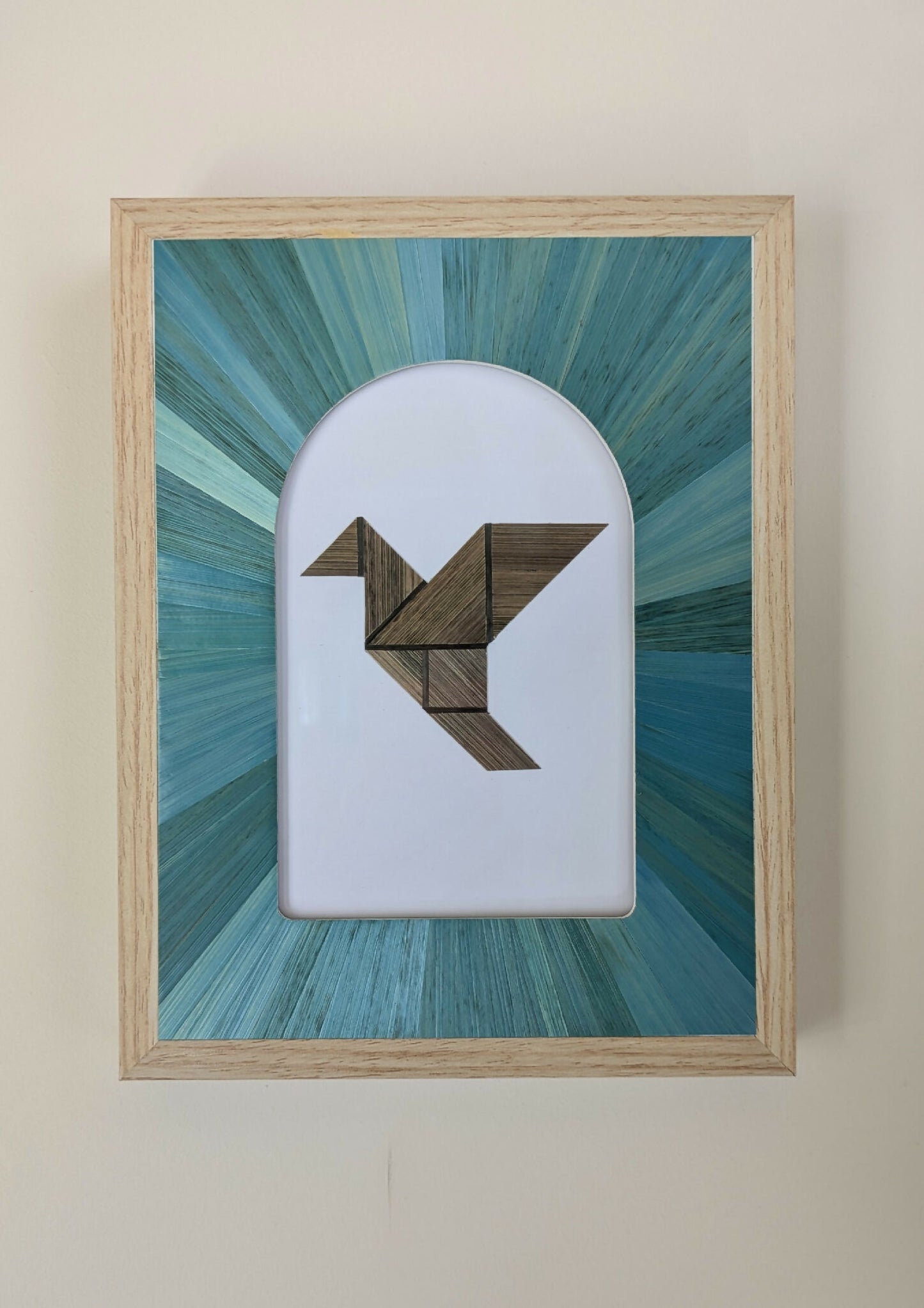 Tableau "L'oiseau en Cage", série Tangram, avec Marqueterie de Paille Marron et Turquoise