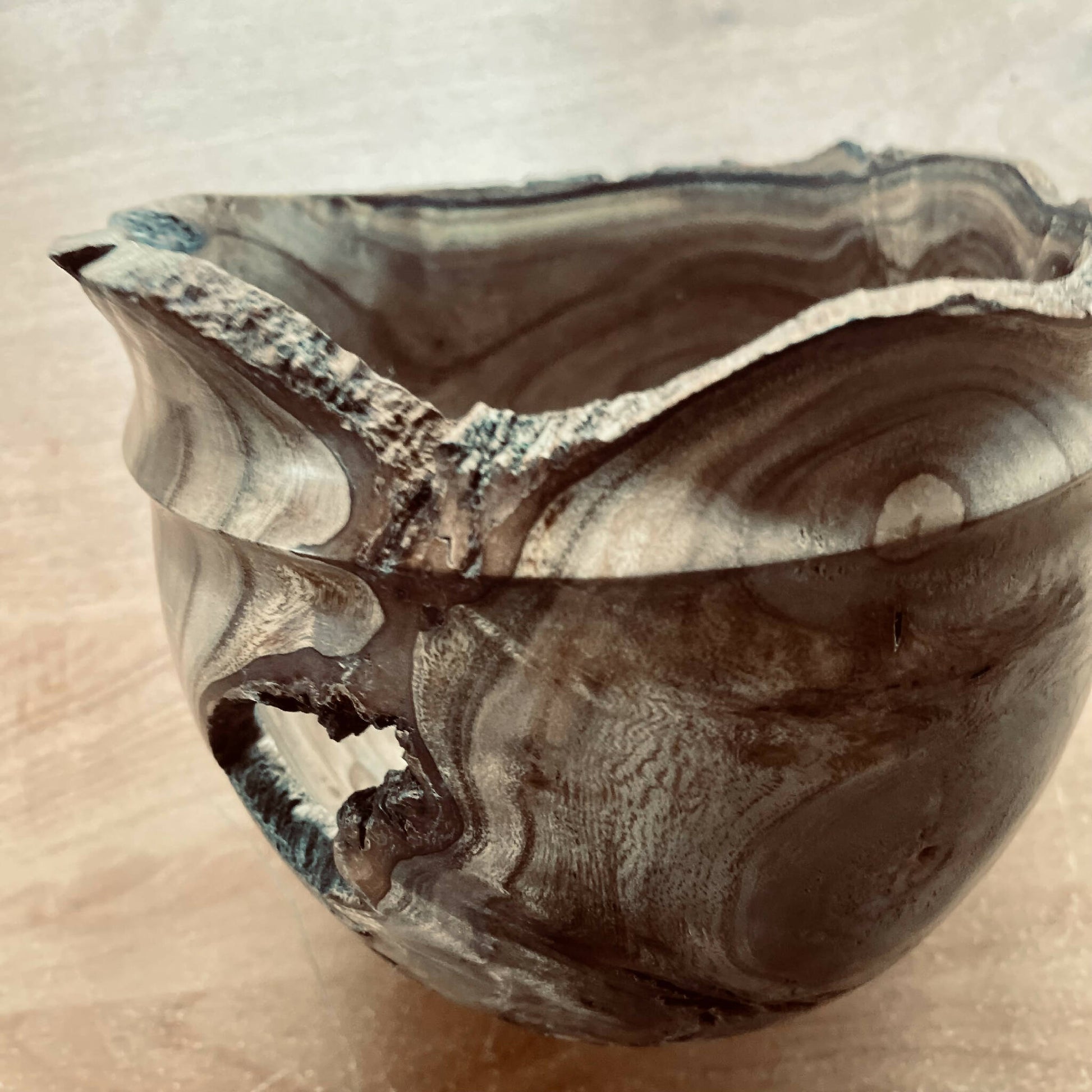 Vase archeo artisanal bois fait main artisanat francais