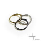 Alliance maä en trois couleurs, modèle Nid, inspiration de la nature, bijou écologique en métal recyclé, bagues tressées metal mixé