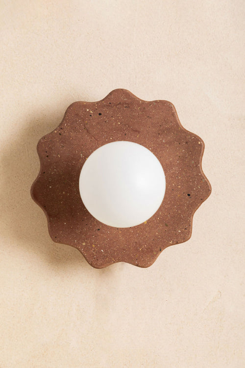 Applique murale ELLA florale chocolat moucheté, avec diffuseur rond blanc