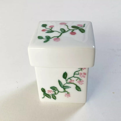 Boite à bijoux floral en porcelaine