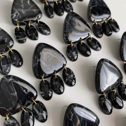 boucles_doreilles_marbre_noir_artapaon