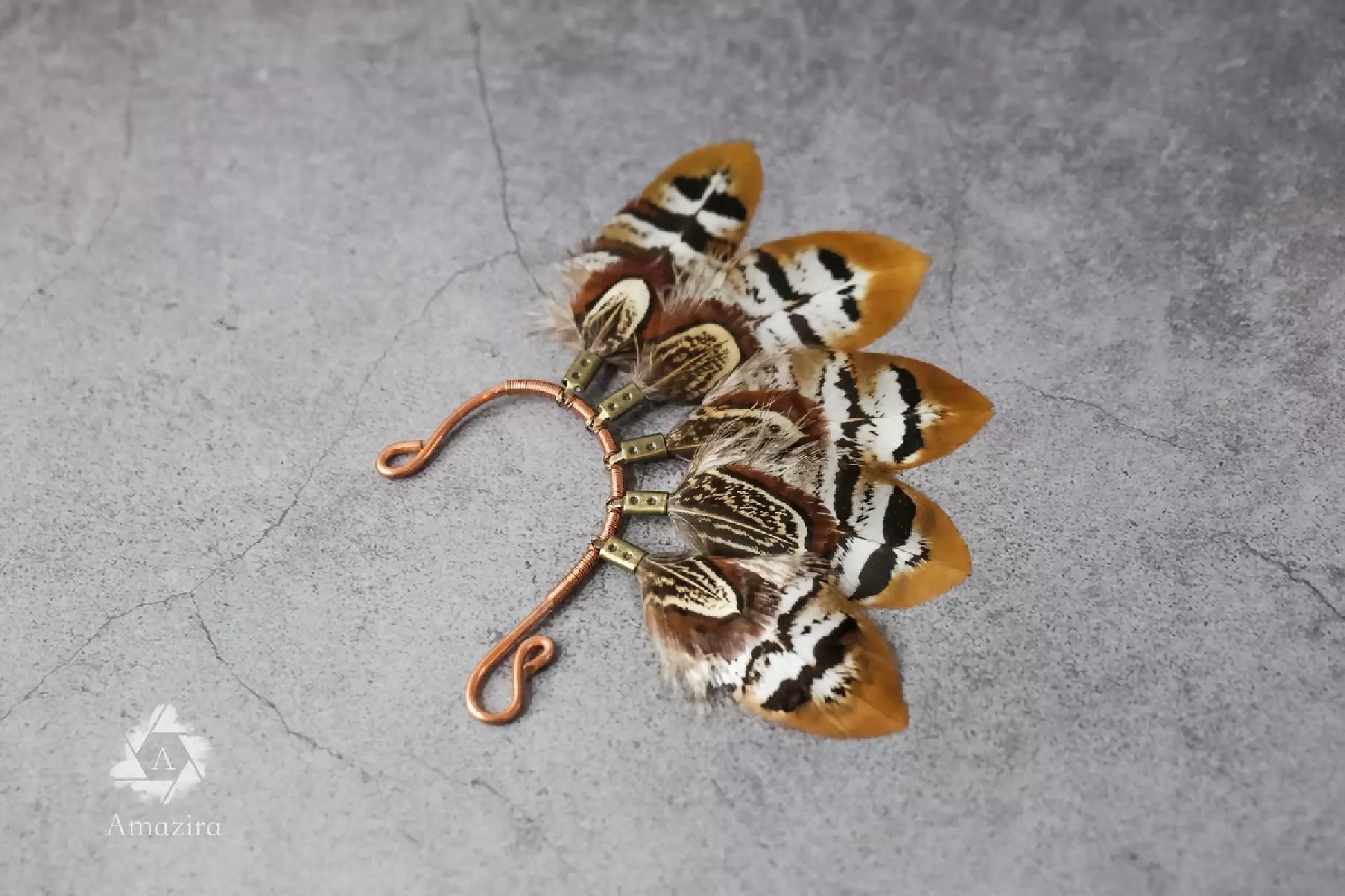 bijou-d-oreille-en-plume-coiffe-artisanat-francais-4