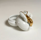 Boîte à sucres en porcelaine blanche, couvercle homard doré, présentoir creux