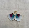 Boucles d’oreille créoles Marie Courtillat en porcelaine bleu clair et prune, attaches dorées