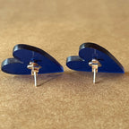 Paire de boucles d’oreilles cœur bleu, montures dorées et tiges