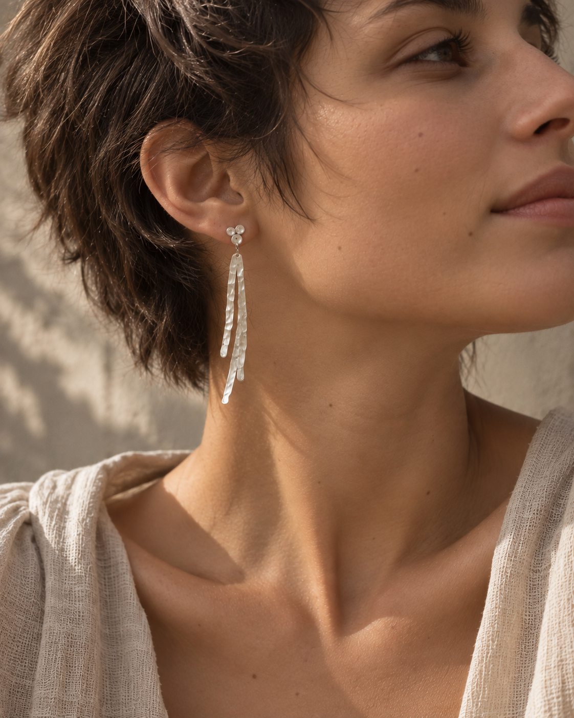 Boucles d'oreilles pendantes en argent massif avec pampille