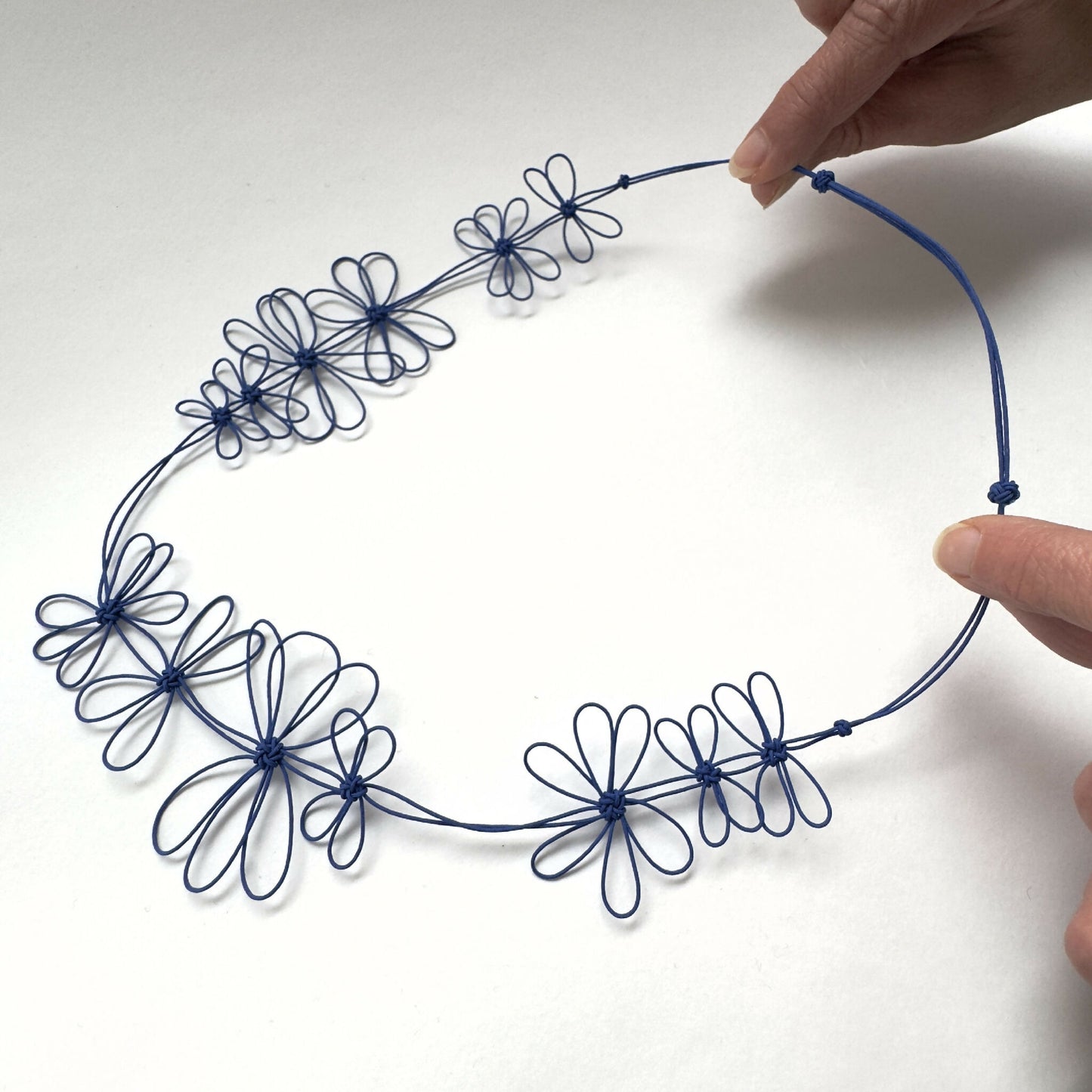 Collier fleurs de prunier bleu