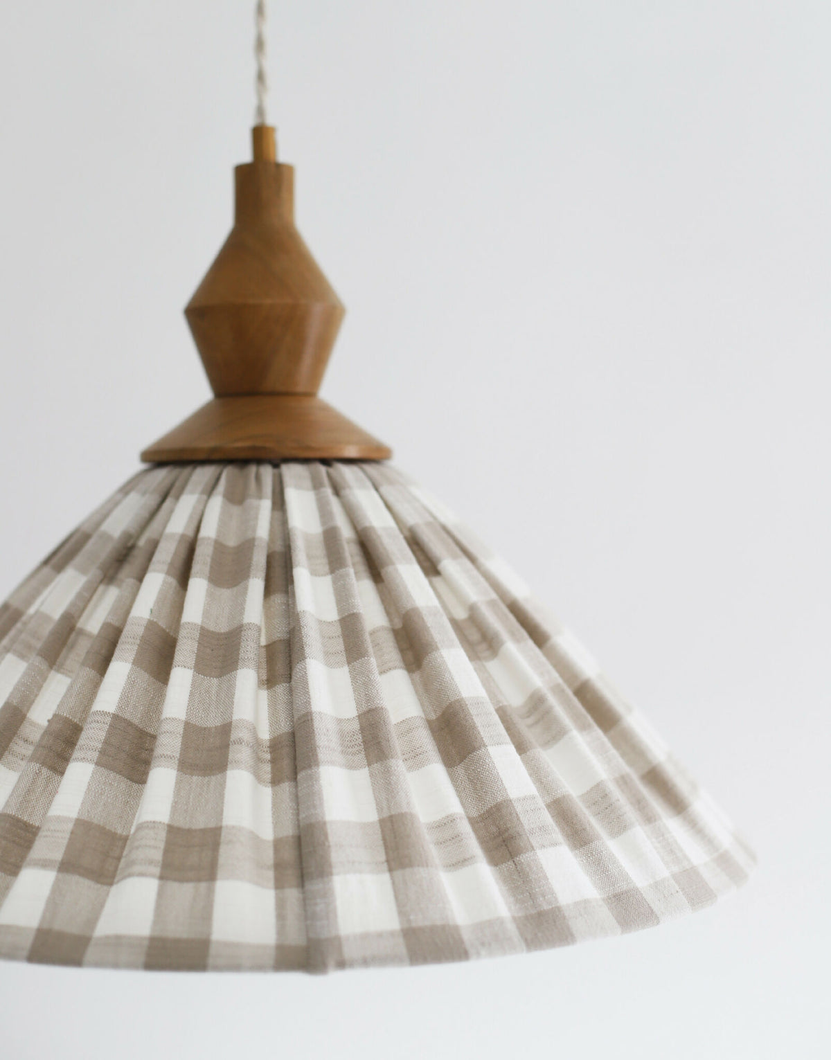 Abat-jour cloche plissé à grands carreaux beige