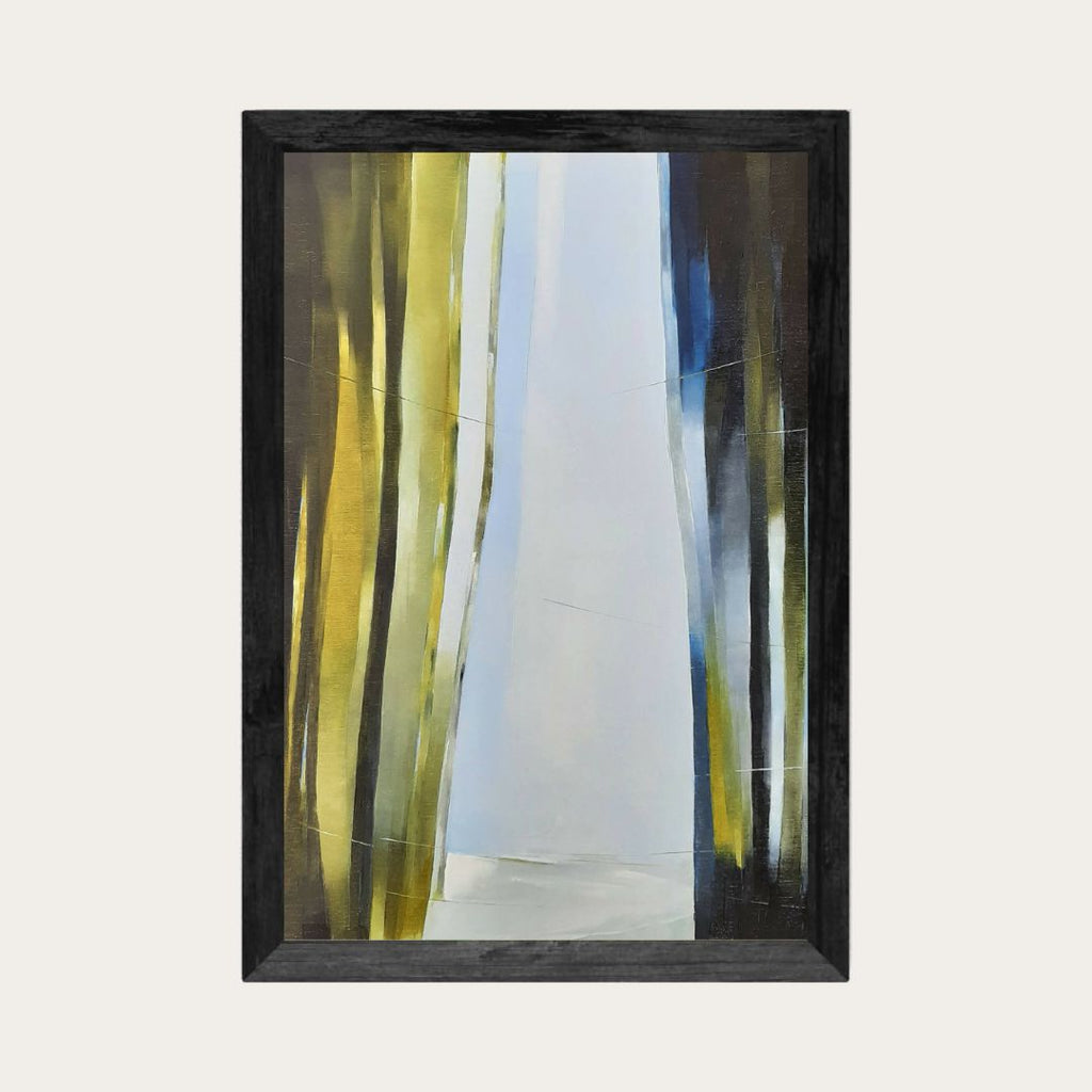 Tableau abstrait encadré noir, troncs stylisés vert et jaune, touches bleues sur fond clair