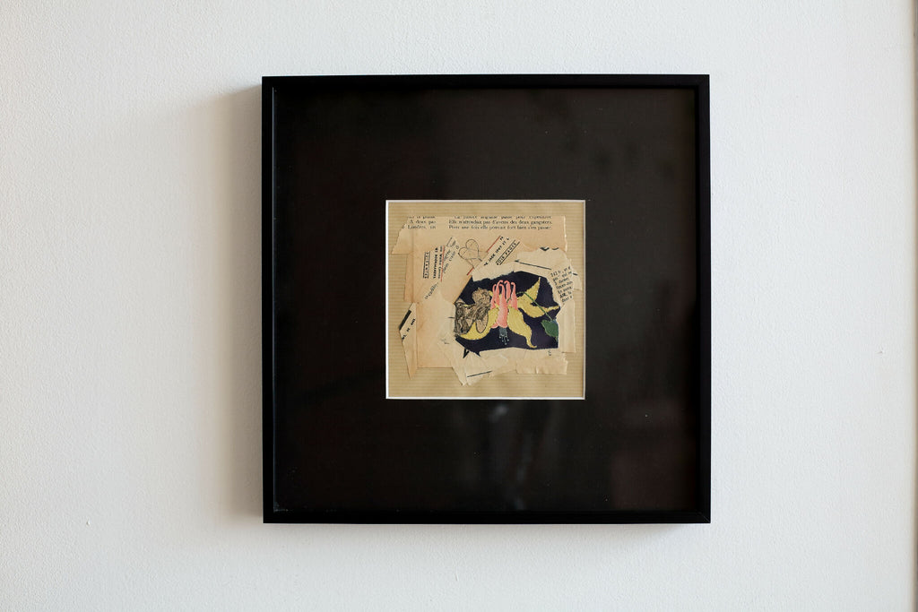 Tableau encadré Plein Coeur, collage papier, cadre noir, illustration au centre.