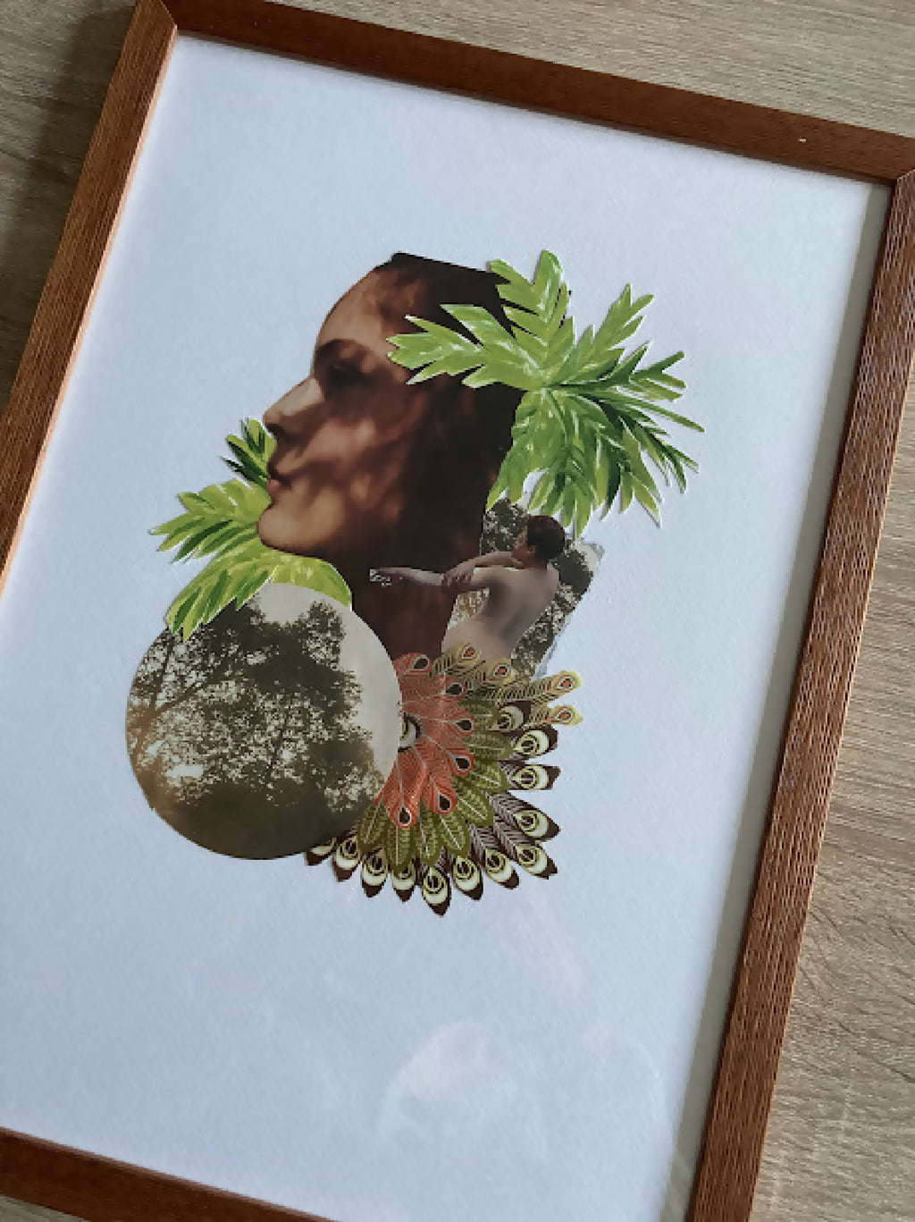 Souvenir de voyage encadré en bois, portrait stylisé, palmiers et motif mandala