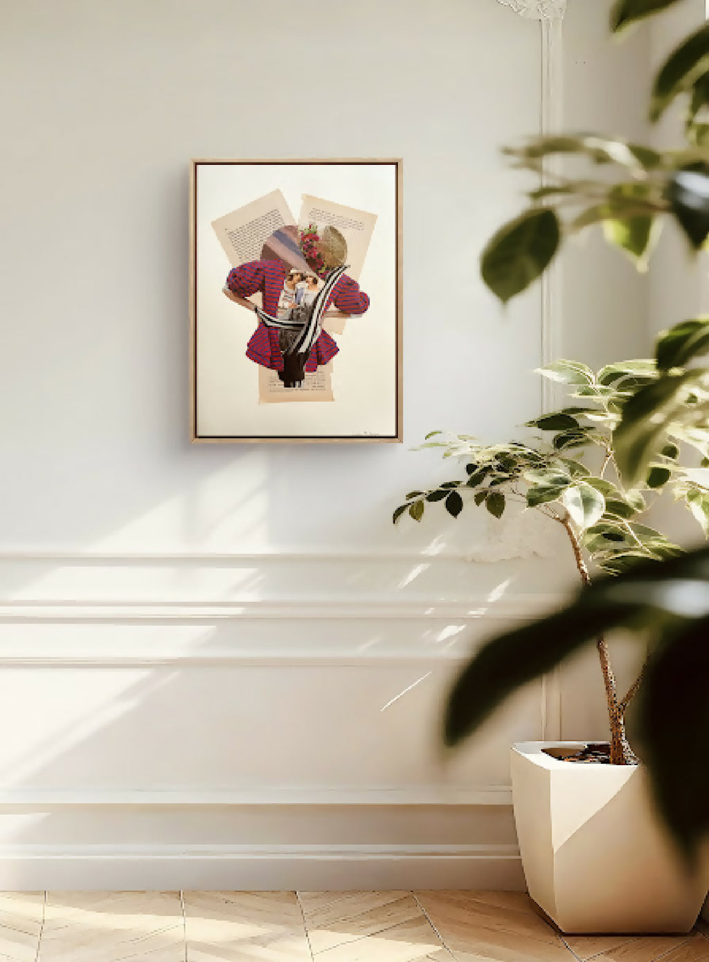 Affiche encadrée sur mur, collage à chapeau fleuri et personnages, près de plantes.