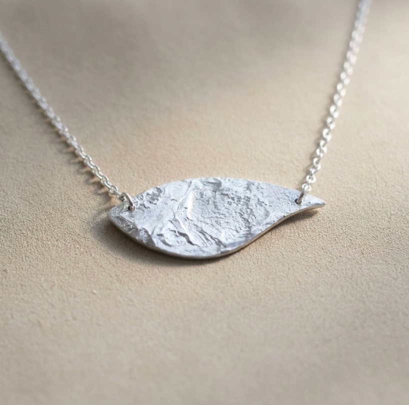Collier "Pétale" en argent