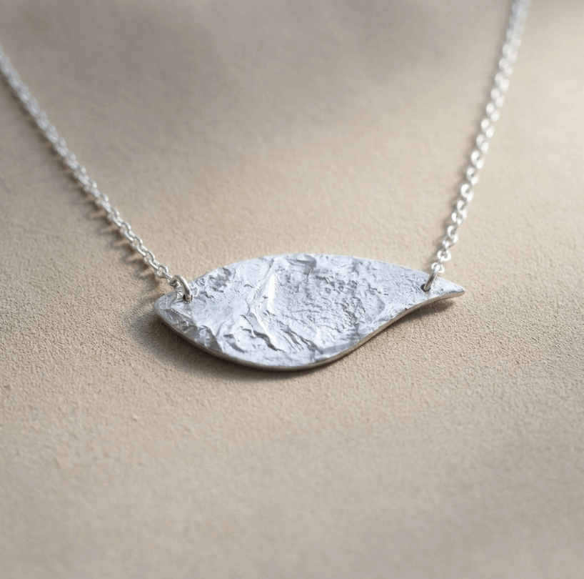 Collier "Pétale" en argent