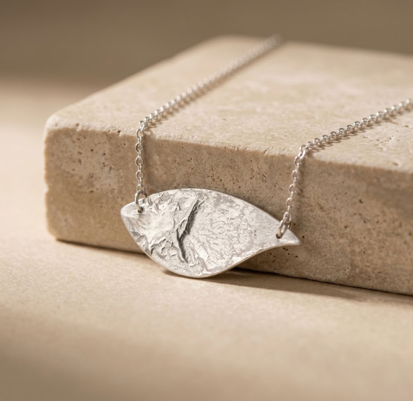Collier "Pétale" en argent