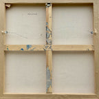 Toile encadrée Peinture MELEZE, dos beige avec marquage et traverses en bois.