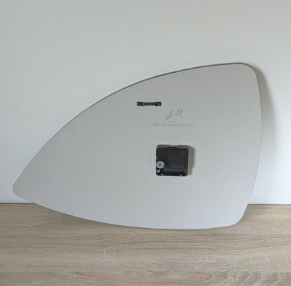 Horloge murale style rétro avec Marqueterie de paille Verte feuille et dorée