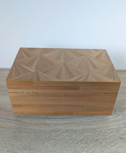 Coffret avec Marqueterie de Paille - Motif éventail Art Déco Doré