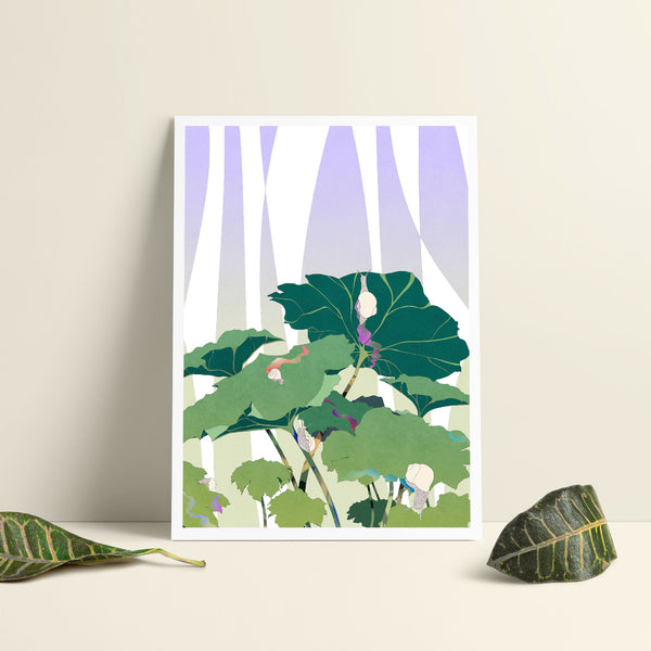 Affiche botanique avec feuilles vertes, fleurs blanches et rideaux mauves.
