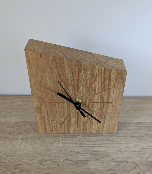 Horloge de bureau en chêne massif et Marqueterie de paille Cuivre