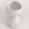 Lampe Erell blanche : abat-jour et base cylindriques