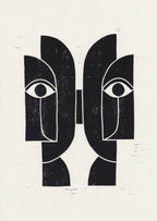 Linogravure « Sœurs Jumelles » : visages abstraits noirs, yeux clairs sur papier