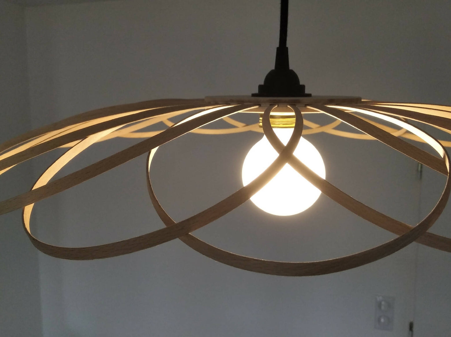 luminaire artisanal en bois fait-main lampe artisanat francais