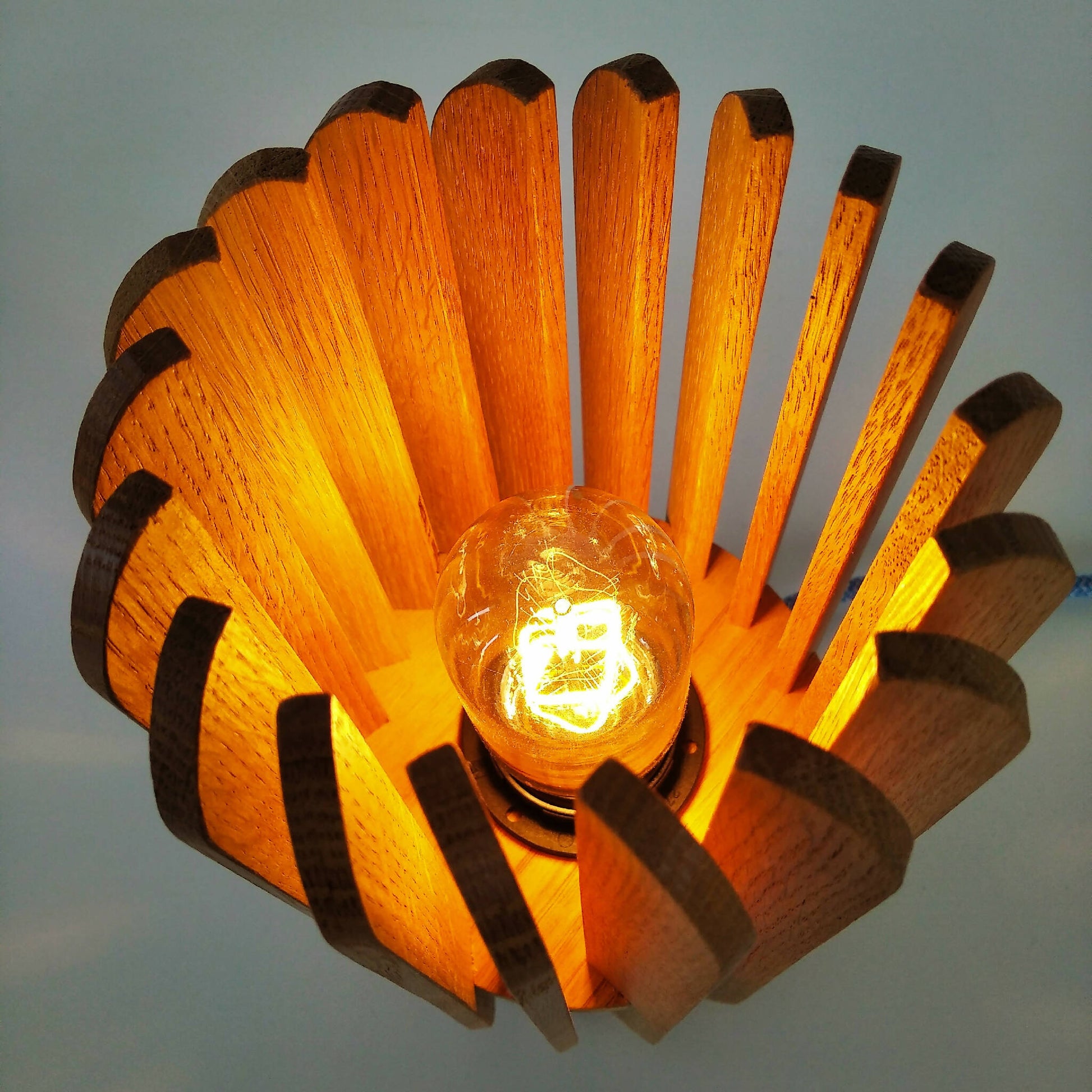 luminaire artisanal en bois fait-main lampe artisanat francais