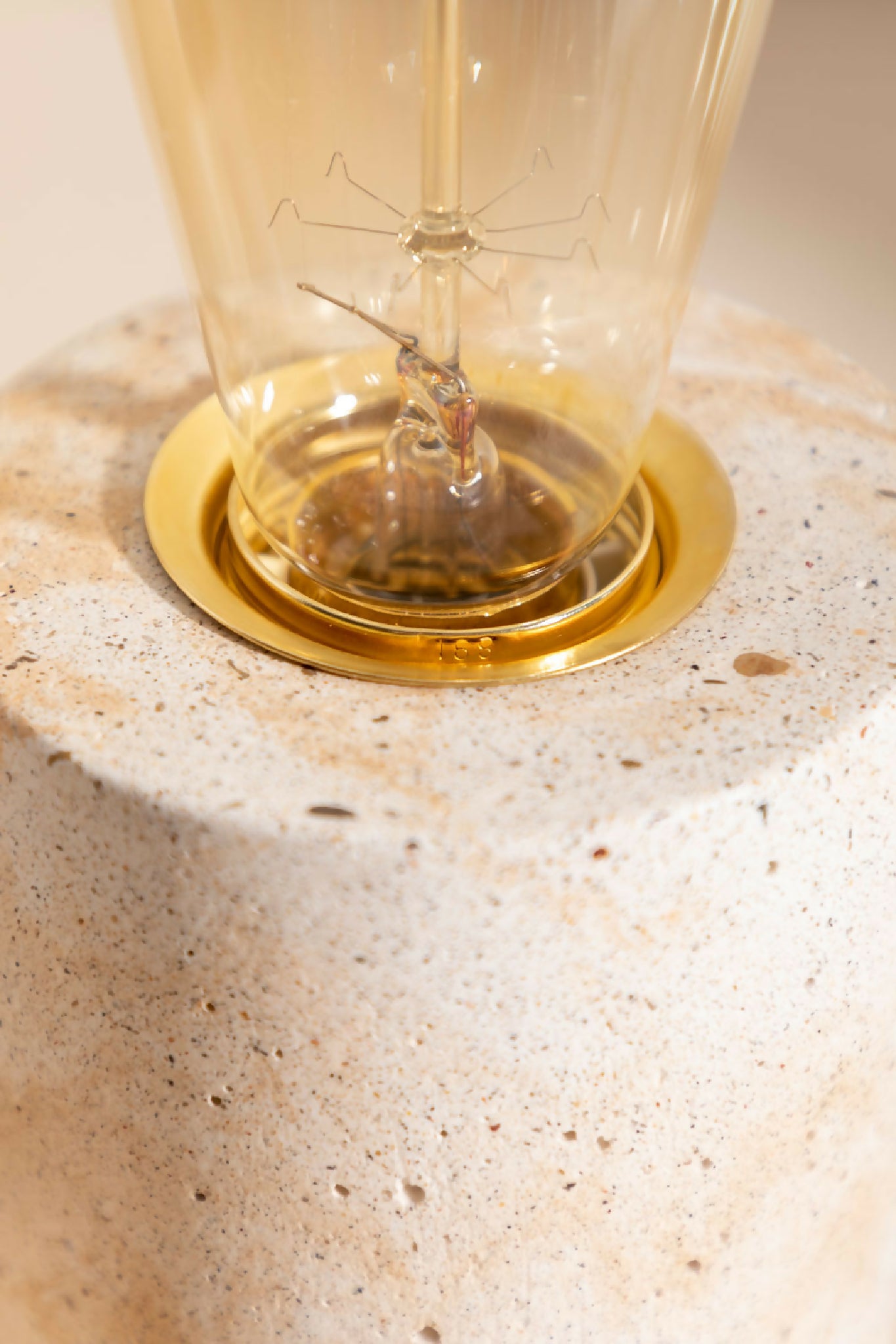 luminaire-en-béton-fait-main-artisanat-francais-