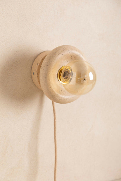 Luminaire en béton fait main, applique murale, lampe artisanale  issue de l'artisanat français