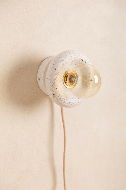 Luminaire en béton fait main, applique murale, lampe artisanale  issue de l'artisanat français