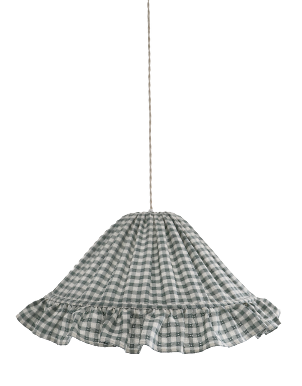 Suspension conique avec volant, abat-jour à petits carreaux vert en tissu.
