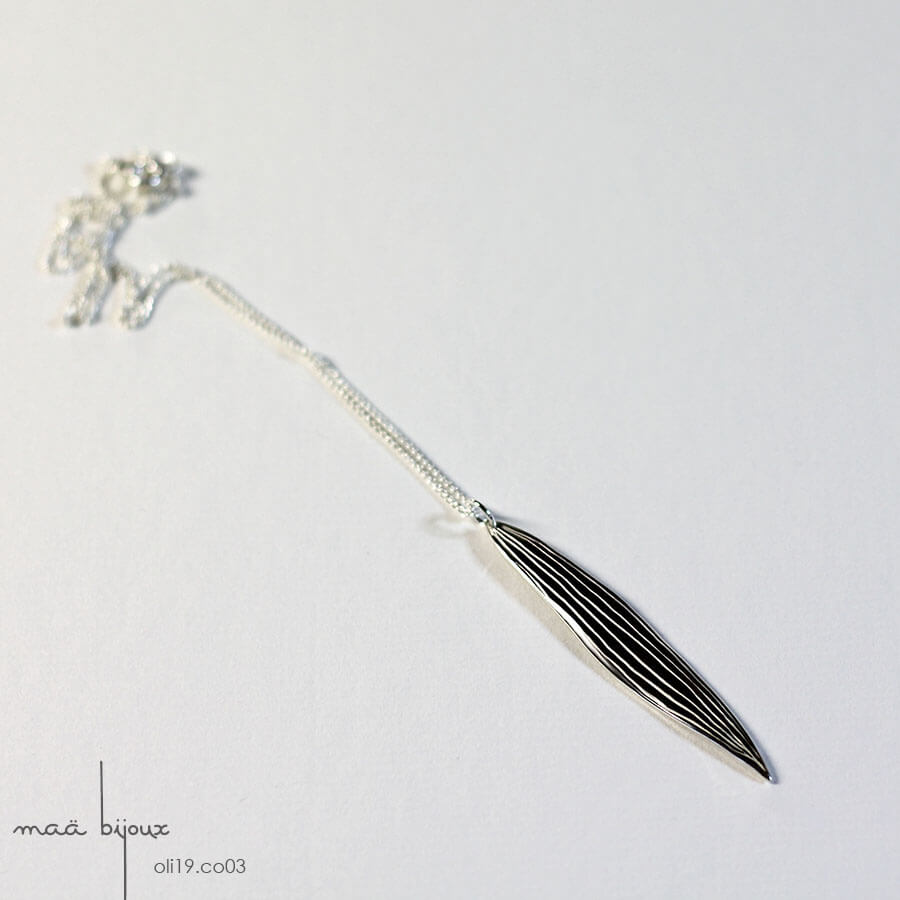 sautoir en argent massif 925 recyclé , collier écologique fabriqué en france par une artisanes, acheter local, feuilles d'olivier Maä bijoux