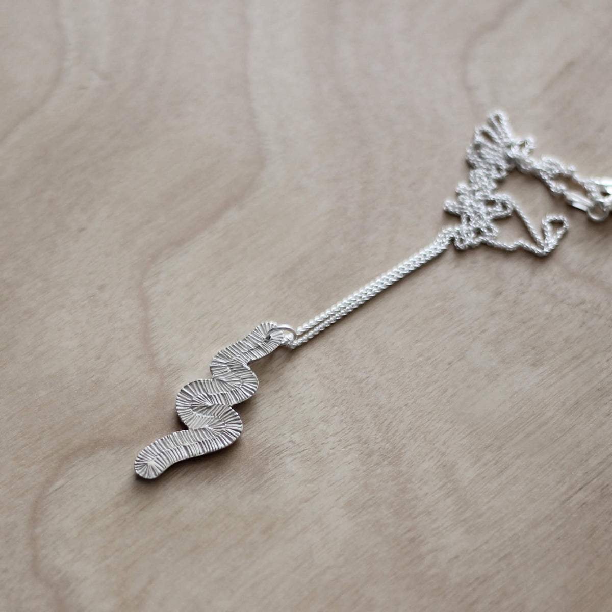 collier maa bijoux en argent massif recyclé, collection volute