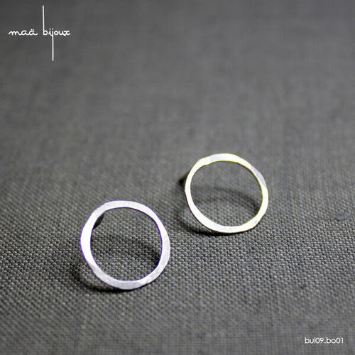 Hammered sterling silver wire earrings