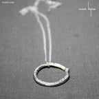 Collier cercle texturé en argent massif