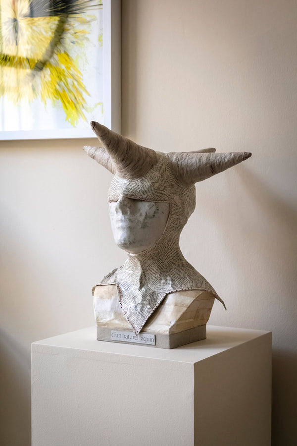 Paper bust "Naturally mischievous"