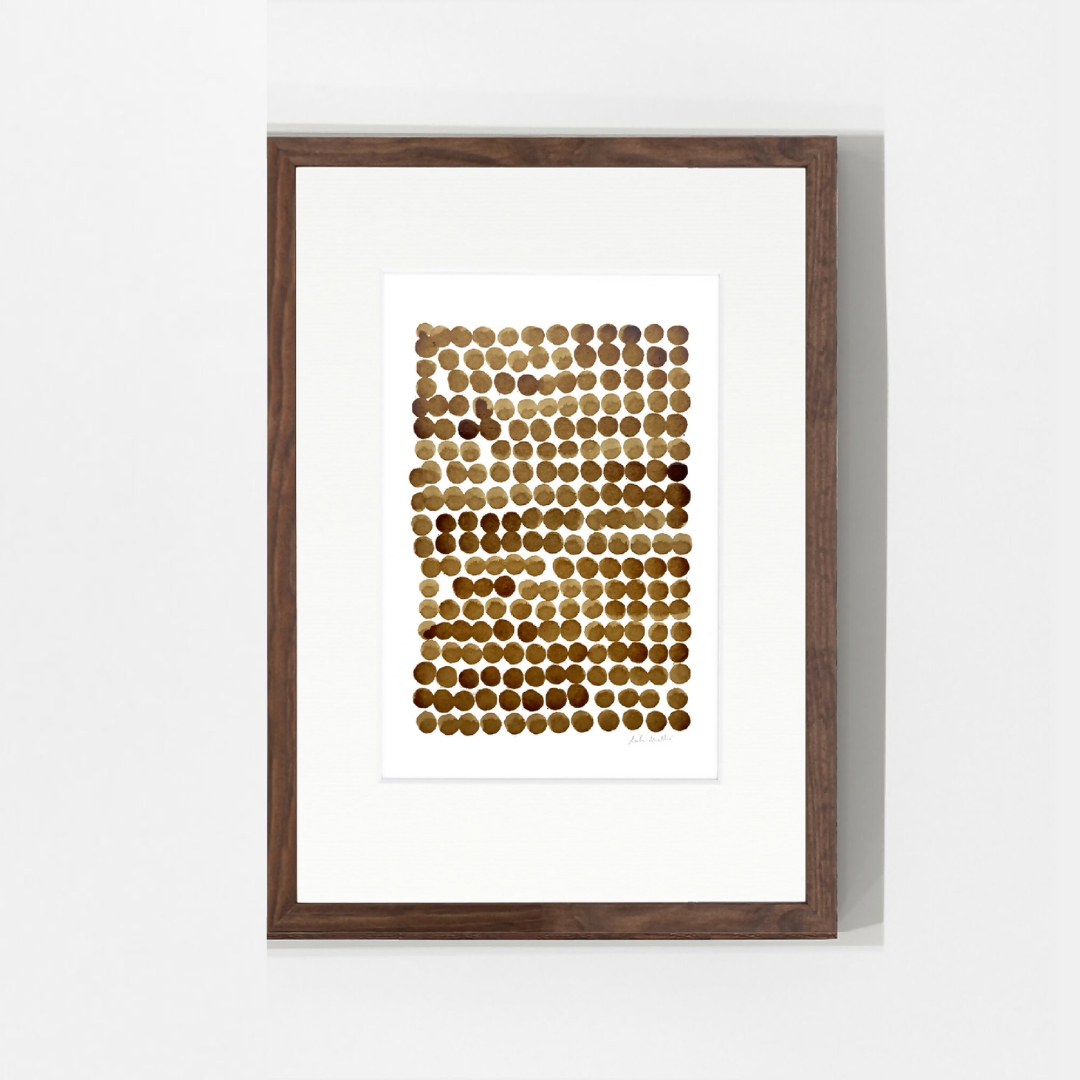 Peinture encadrée « Bulles 2 » : grille de cercles bruns au café sur papier coton.