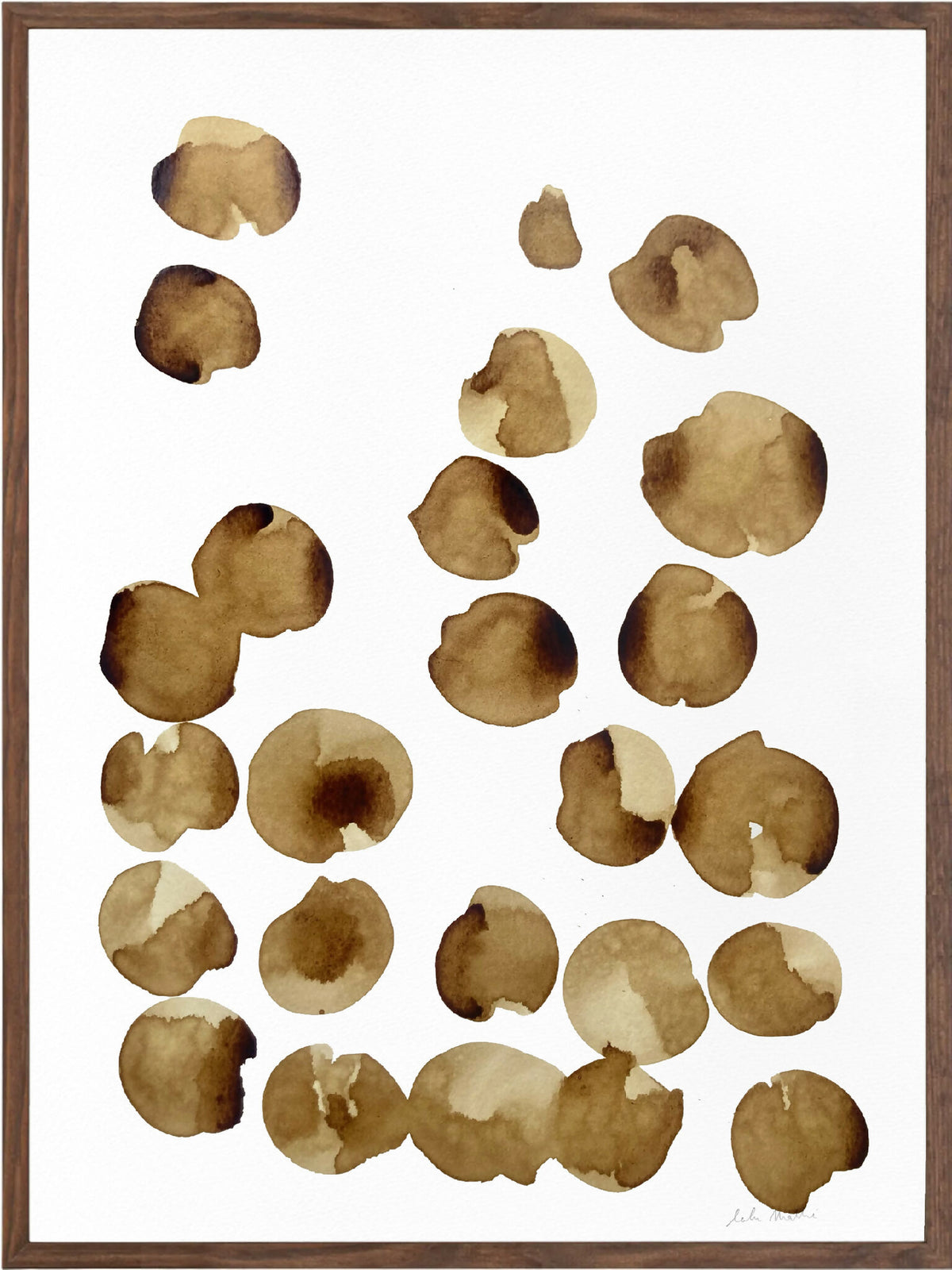 Tableau carré encadré, composition de taches de café brunes sur papier clair (gros plan)
