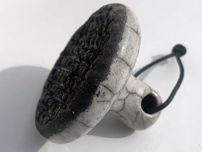 pierre-de-gommage-ceramique-artisanat-francais