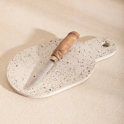 Planche à découper en béton, fait-main, issue de l'artisanat français