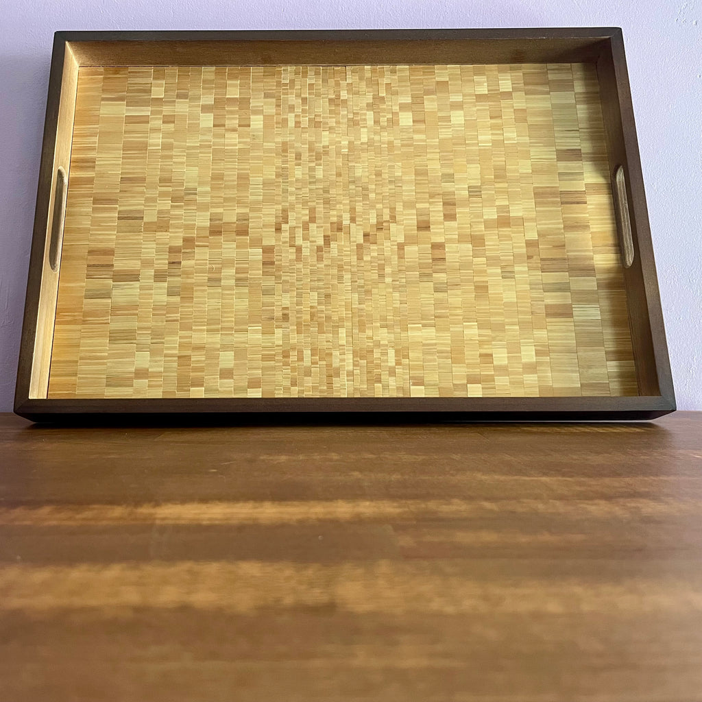 Mosaïque de lumière Plateau en noyer – Marqueterie de paille de seigle naturelle