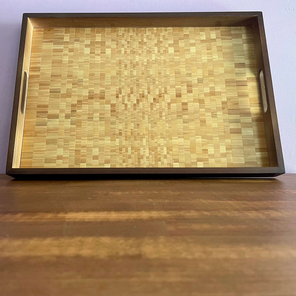 Mosaïque de lumière Plateau en noyer – Marqueterie de paille de seigle naturelle