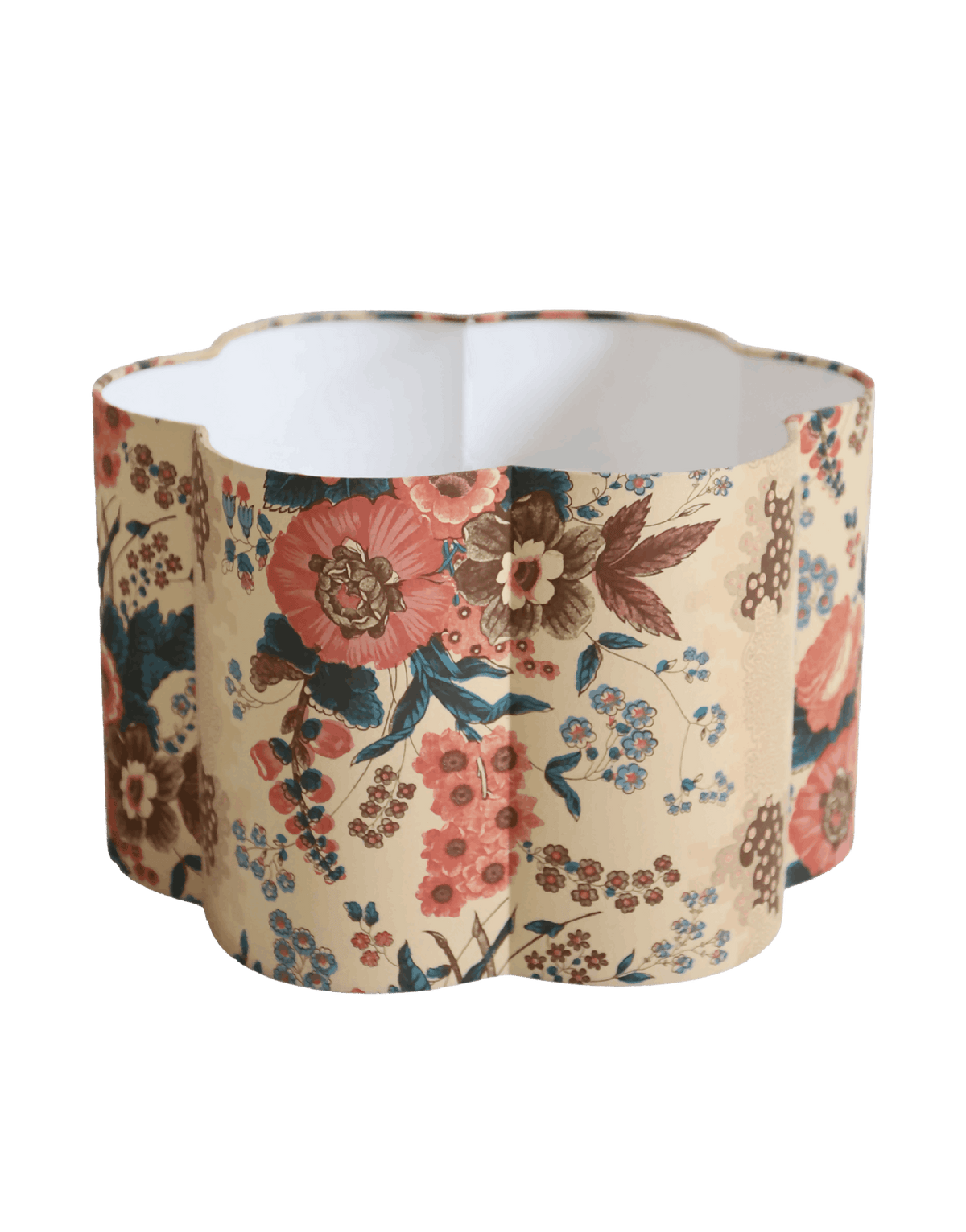 Suspension abat-jour forme fleur, tissu beige à grandes fleurs rose et brun