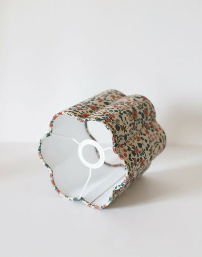 Abat-jour fleur Flora : en coton beige fleuri, fait main