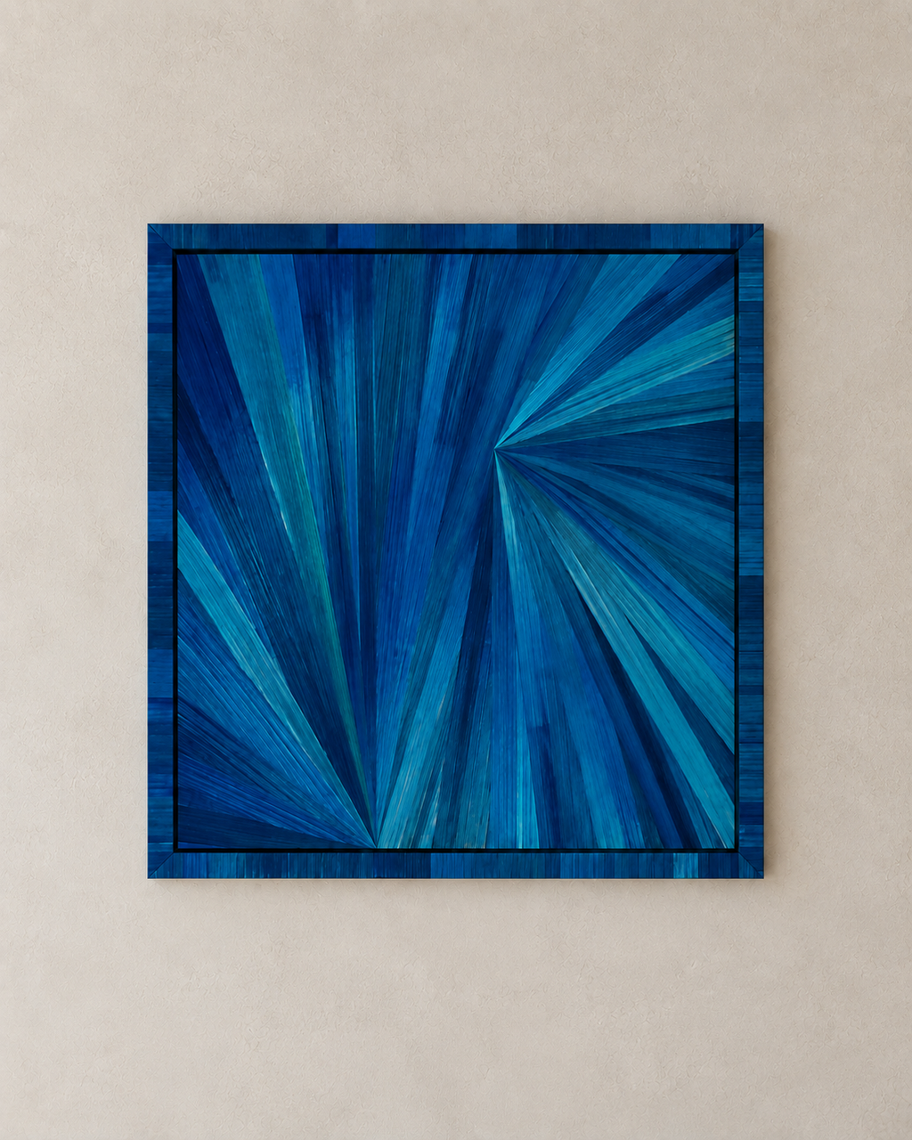 Rayonnement Azur — Tableau en marqueterie de paille 30 × 30 cm